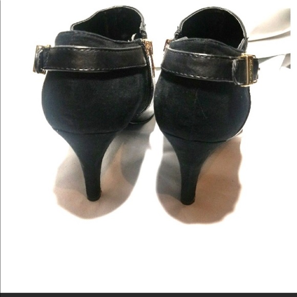 Marc Fisher suede booties, GUC - Picture 1 of 3